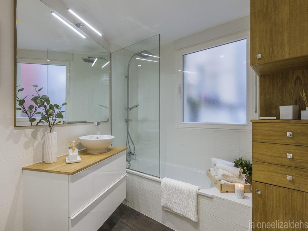 Center Pamplona Apartment Екстер'єр фото